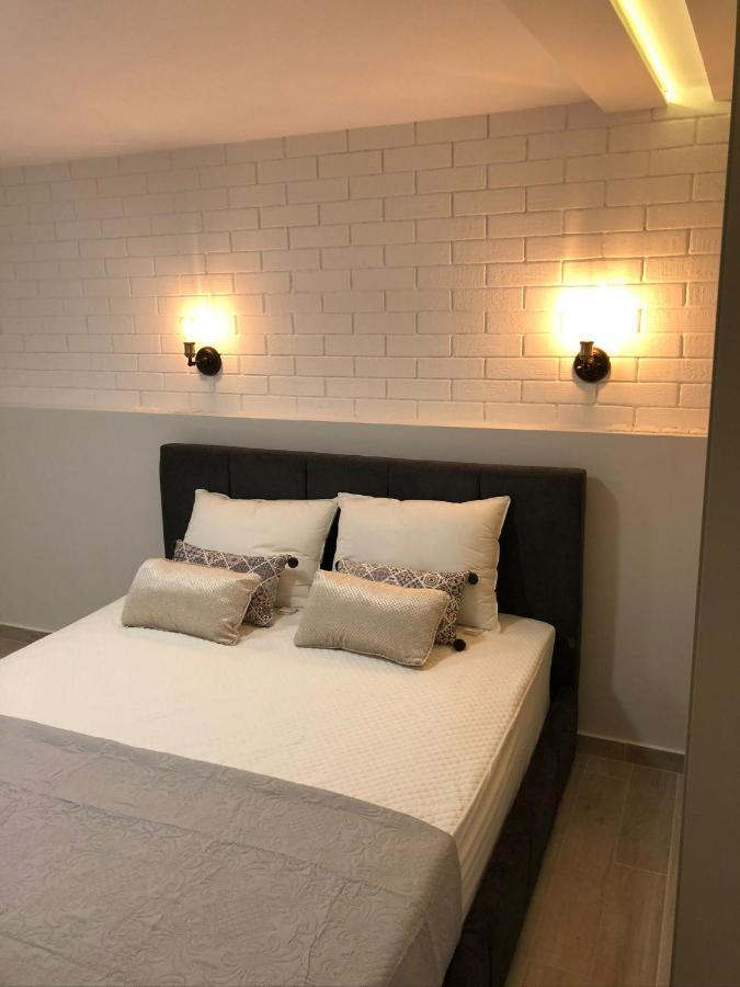Helen Luxury Happy House Apartment เอเธนส์ ภายนอก รูปภาพ